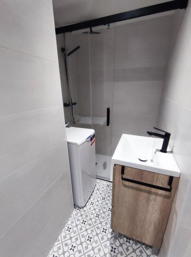 Digital Nomad Paradise - Garaje/pc Monitor Apartment Salinas (Castrillon)